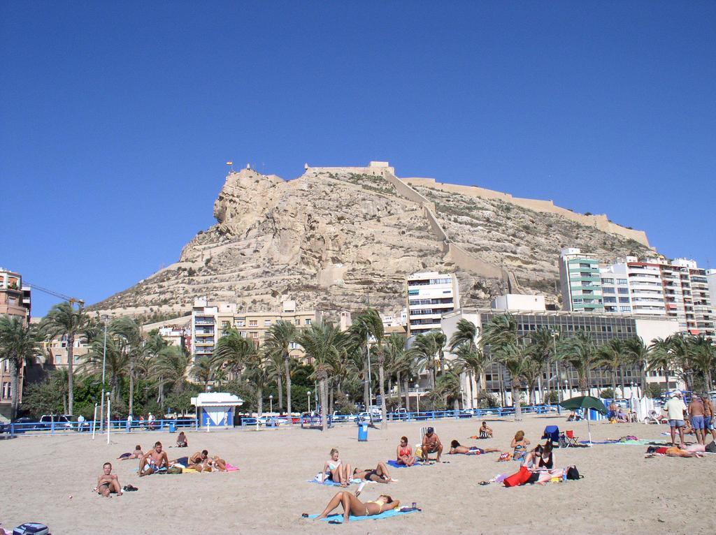 Beach & Urban Attic Alicante Cameră foto